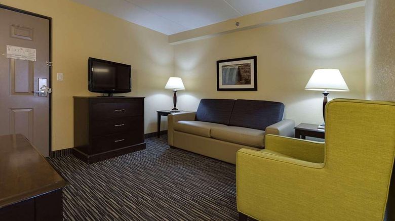 <b>Country Inn & Suites Niagara Falls Suite</b>. Images powered by <a href="https://iceportal.shijigroup.com/" title="IcePortal" target="_blank">IcePortal</a>.