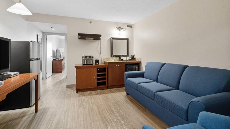 Country Inn & Suites Saskatoon Room