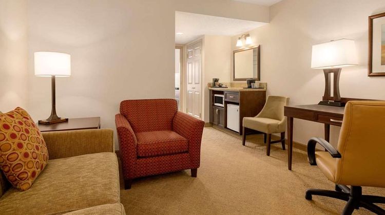 Country Inn & Suites Calgary-Airport Suite