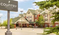 Country Inn & Suites Calgary-Airport