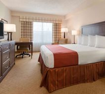 Country Inn & Suites Calgary-Airport Room