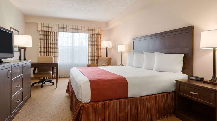 Country Inn & Suites Calgary-Airport Room