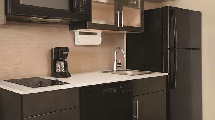 Park Inn By Radisson Calgary Arpt North Room