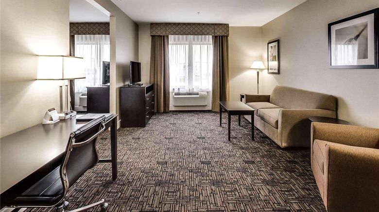 <b>Radisson Hotel Edmonton Airport Suite</b>. Images powered by <a href="https://iceportal.shijigroup.com/" title="IcePortal" target="_blank">IcePortal</a>.