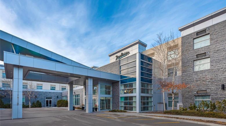 <b>Radisson Hotel & Conference Calgary Apt Exterior</b>. Images powered by <a href="https://iceportal.shijigroup.com/" title="IcePortal" target="_blank">IcePortal</a>.