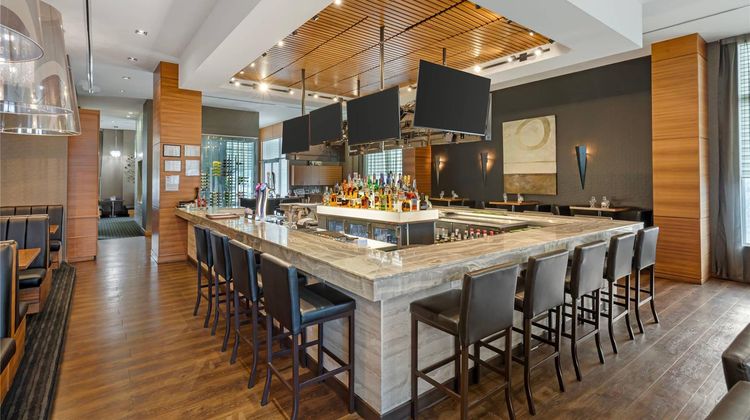 Radisson Hotel & Conference Calgary Apt Restaurant