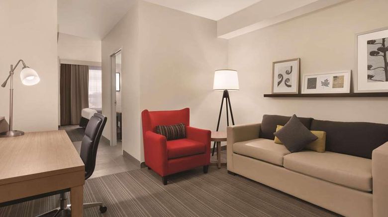 <b>Country Inn & Suites Belleville Suite</b>. Images powered by <a href="https://iceportal.shijigroup.com/" title="IcePortal" target="_blank">IcePortal</a>.
