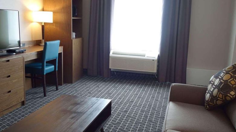<b>Park Inn By Radisson Brampton Suite</b>. Images powered by <a href="https://iceportal.shijigroup.com/" title="IcePortal" target="_blank">IcePortal</a>.