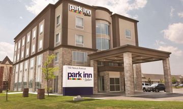 Park Inn By Radisson Brampton