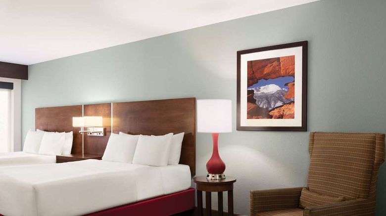 <b>Radisson Hotel Colorado Springs Airport Room</b>. Images powered by <a href="https://iceportal.shijigroup.com/" title="IcePortal" target="_blank">IcePortal</a>.