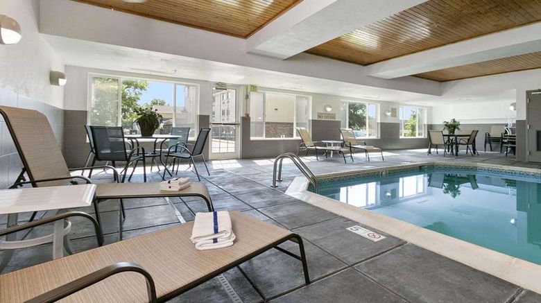 <b>Country Inn & Suites Greeley Pool</b>. Images powered by <a href="https://iceportal.shijigroup.com/" title="IcePortal" target="_blank">IcePortal</a>.