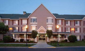 Country Inn & Suites Greeley