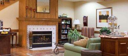 Country Inn & Suites Greeley Lobby