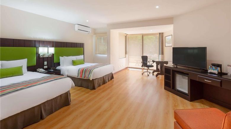 <b>Country Inn & Suites San Jose Aeropuerto Room</b>. Images powered by <a href="https://iceportal.shijigroup.com/" title="IcePortal" target="_blank">IcePortal</a>.