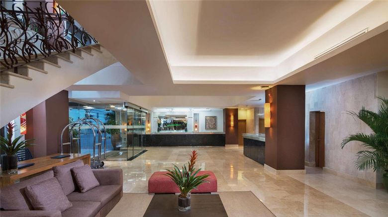 <b>Radisson Hotel Santo Domingo Lobby</b>. Images powered by <a href="https://iceportal.shijigroup.com/" title="IcePortal" target="_blank">IcePortal</a>.