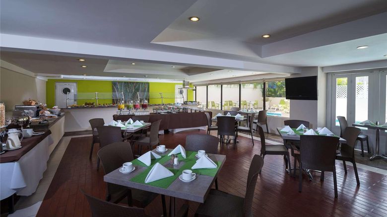 <b>Radisson Hotel Santo Domingo Restaurant</b>. Images powered by <a href="https://iceportal.shijigroup.com/" title="IcePortal" target="_blank">IcePortal</a>.