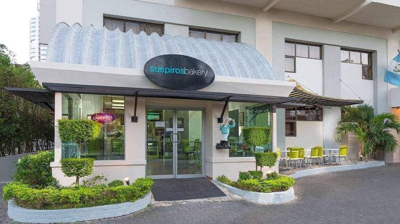 <b>Radisson Hotel Santo Domingo Restaurant</b>. Images powered by <a href="https://iceportal.shijigroup.com/" title="IcePortal" target="_blank">IcePortal</a>.
