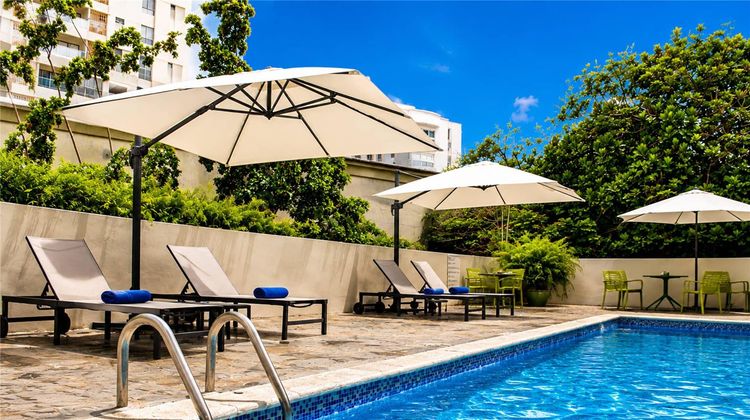 Radisson Hotel Santo Domingo Pool
