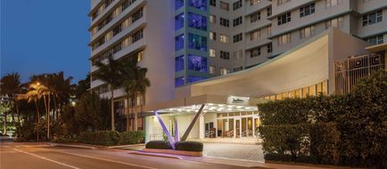 Radisson Resort Miami Beach Exterior