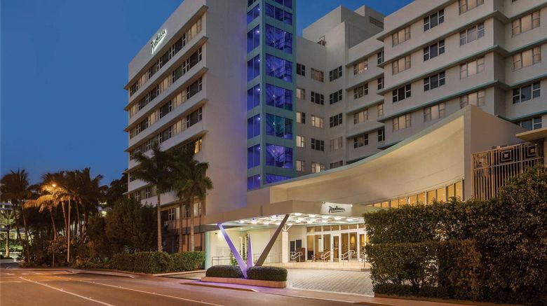 <b>Radisson Resort Miami Beach Exterior</b>. Images powered by <a href="https://iceportal.shijigroup.com/" title="IcePortal" target="_blank">IcePortal</a>.