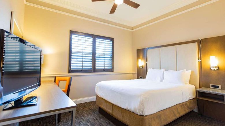 <b>Radisson Resort at the Port Room</b>. Images powered by <a href="https://iceportal.shijigroup.com/" title="IcePortal" target="_blank">IcePortal</a>.