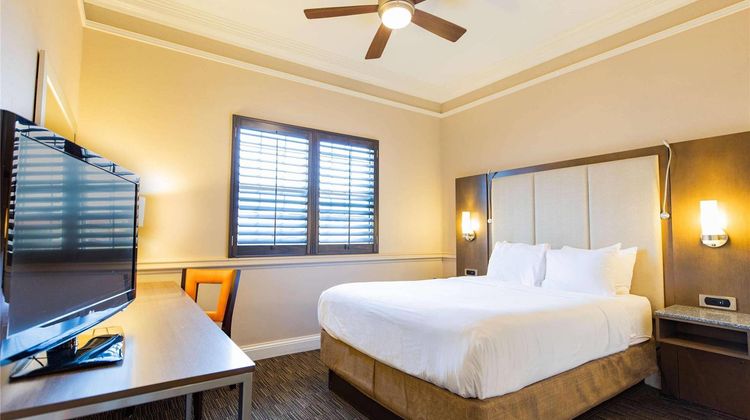 Radisson Resort at the Port Room