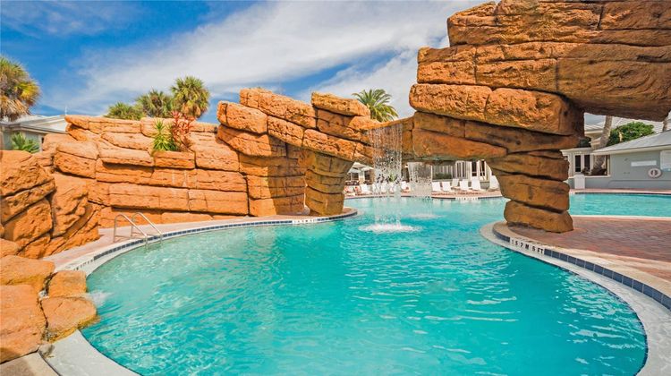 Radisson Resort at the Port Pool