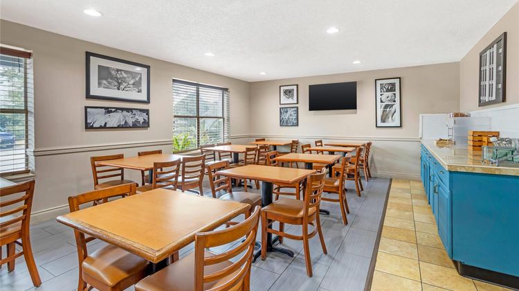 Country Inn & Suites by Radisson Restaurant