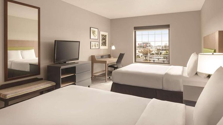 Country Inn & Suites Tampa RJ Stadium Room