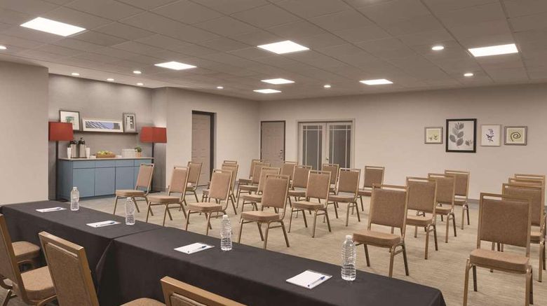 <b>Country Inn & Suites Tampa RJ Stadium Meeting</b>. Images powered by <a href="https://iceportal.shijigroup.com/" title="IcePortal" target="_blank">IcePortal</a>.