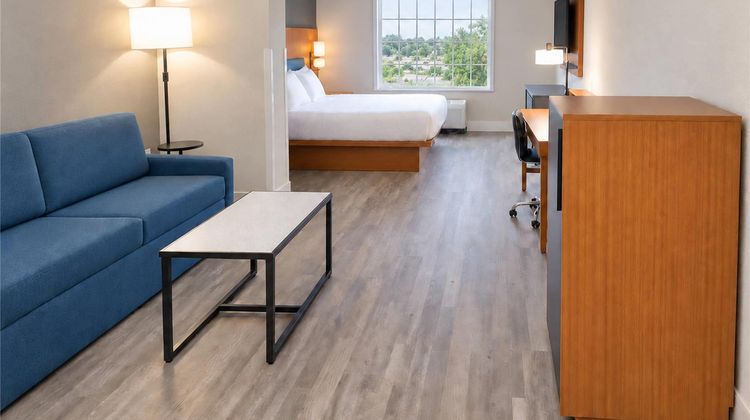 Country Inn & Suites Pensacola West Room