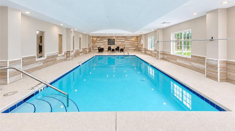 Country Inn & Suites Pensacola West Pool