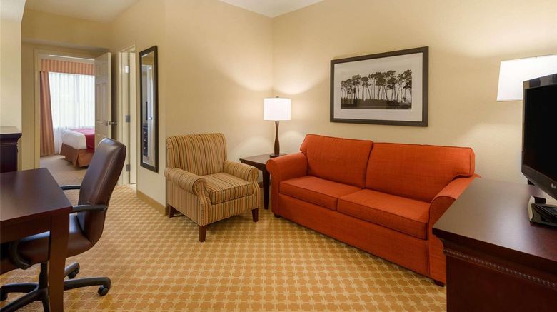 <b>Country Inn & Suites Port Orange-Daytona Suite</b>. Images powered by <a href="https://iceportal.shijigroup.com/" title="IcePortal" target="_blank">IcePortal</a>.