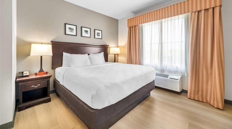 Country Inn & Suites Port Orange-Daytona Suite