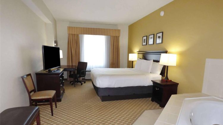 Country Inn & Suites Port Orange-Daytona Suite