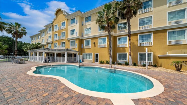 Country Inn & Suites Port Orange-Daytona Pool