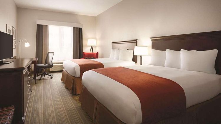 Country Inn & Suites St. Petersburg, FL Room