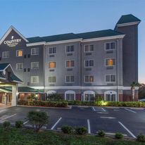 Country Inn & Suites St. Petersburg, FL