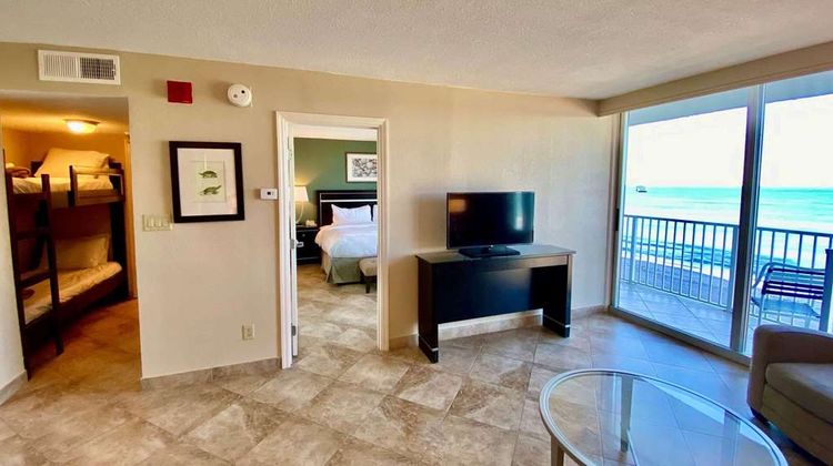Radisson Suite Hotel Oceanfront Suite