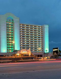Radisson Suite Hotel Oceanfront