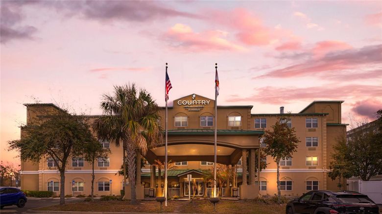<b>Country Inn & Suites Jacksonville West Exterior</b>. Images powered by <a href="https://iceportal.shijigroup.com/" title="IcePortal" target="_blank">IcePortal</a>.