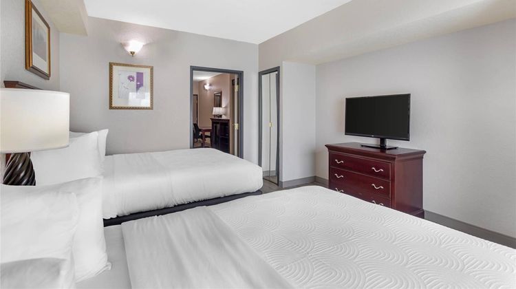 Country Inn & Suites Jacksonville West Suite