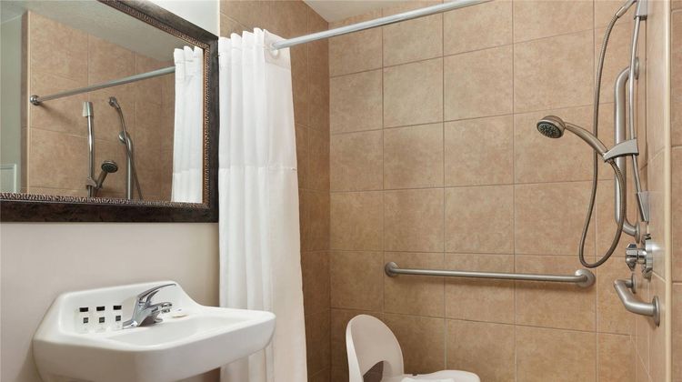 Country Inn & Suites Gainesville Room
