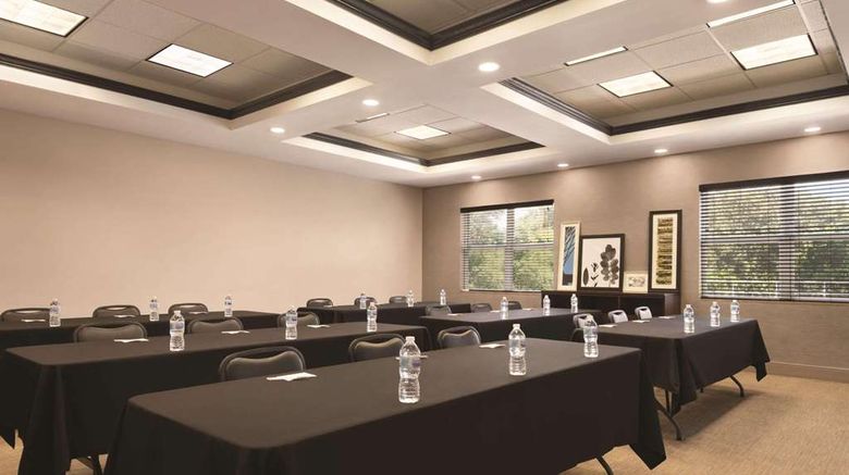 <b>Country Inn & Suites by Radisson Meeting</b>. Images powered by <a href="https://iceportal.shijigroup.com/" title="IcePortal" target="_blank">IcePortal</a>.