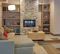 Country Inn & Suites Canton Lobby