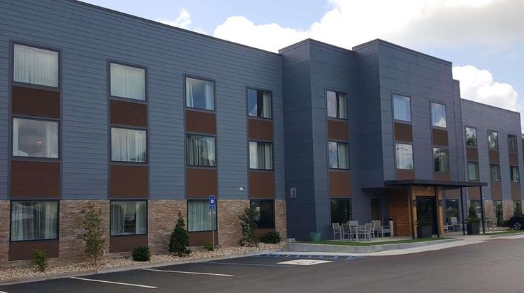 Country Inn & Suites Savannah Midtown Exterior