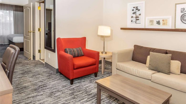 <b>Country Inn & Suites Smyrna Suite</b>. Images powered by <a href="https://iceportal.shijigroup.com/" title="IcePortal" target="_blank">IcePortal</a>.