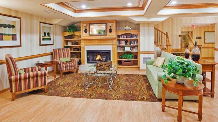 Country Inn & Suites McDonough Lobby