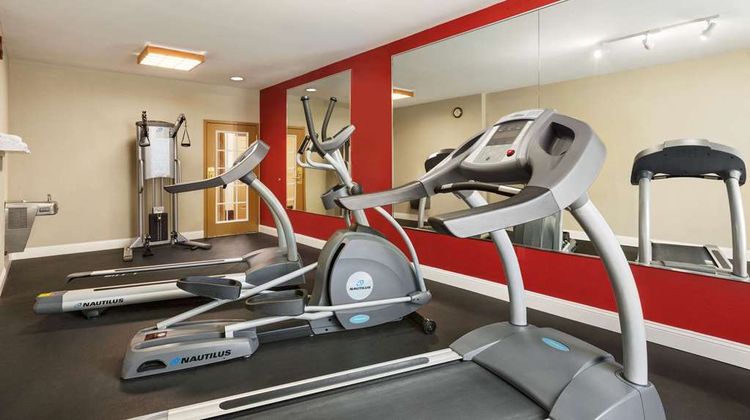 Country Inn & Suites Savannah I-95 North Health