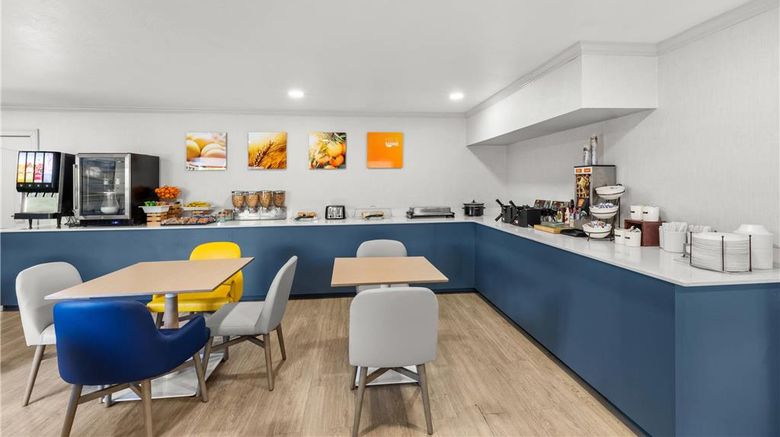 <b>Comfort Inn & Suites Rome South Restaurant</b>. Images powered by <a href="https://iceportal.shijigroup.com/" title="IcePortal" target="_blank">IcePortal</a>.